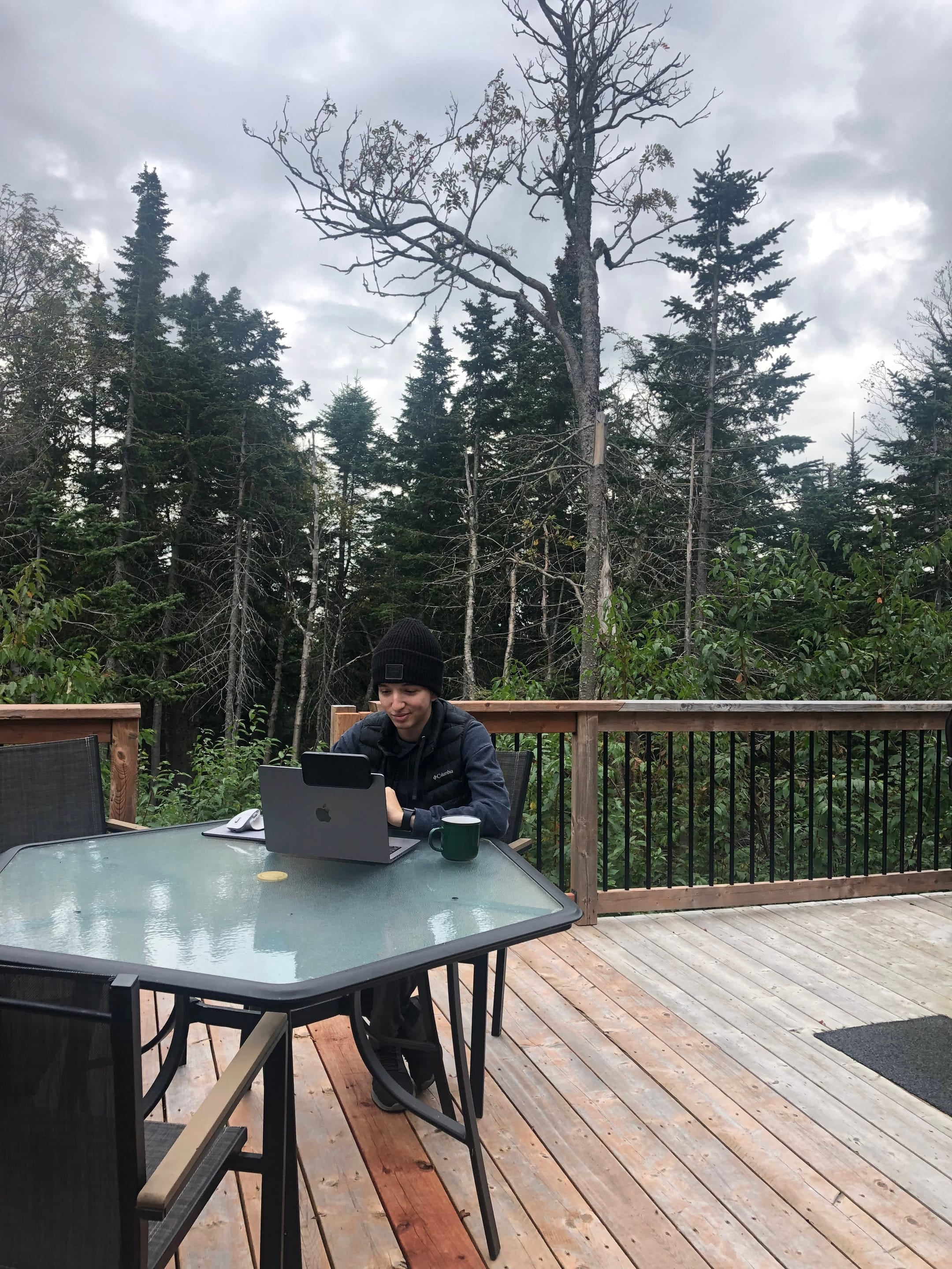 Travail calme en forêt
